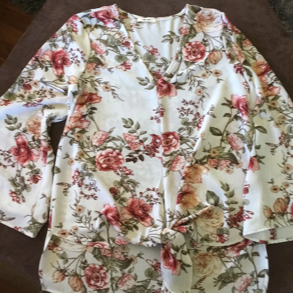 Gorgeous new floral blouse